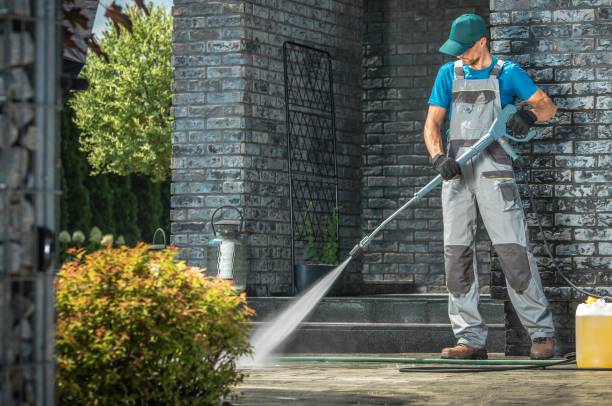 Best Pool Deck Cleaning  in Man, WV